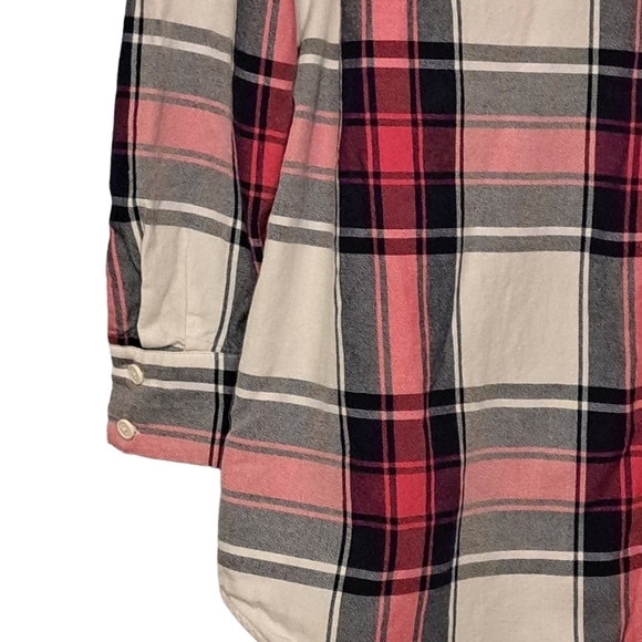 GAP MATERNITY • The Everyday Plaid Shirt • 100% Cotton • Size Small • EUC • - Picture 7 of 10
